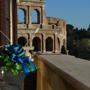 Balcony Colosseum View Apartment Rome